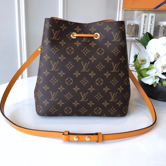 NÉONOÉ LOUIS VUITTON 0423